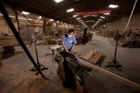Hongyuan furniture factory (by www.forbesconrad.com)